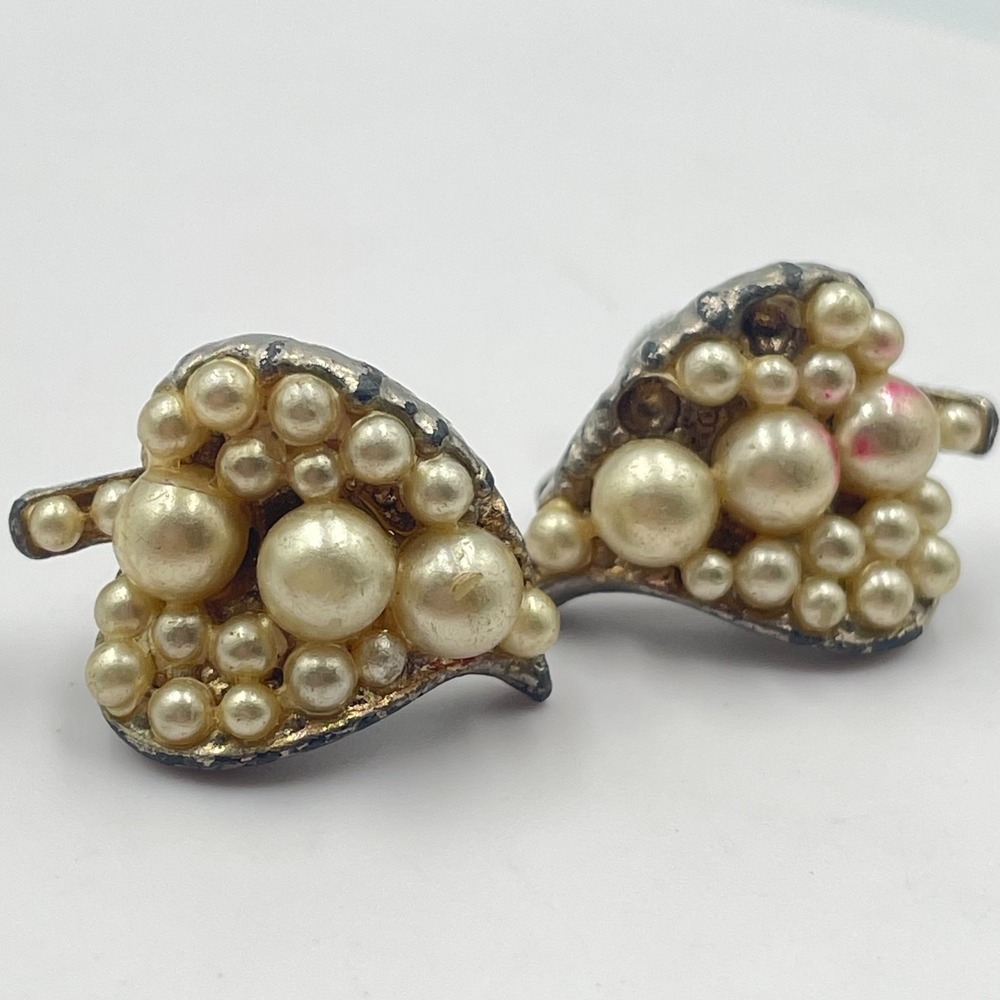 Vintage Mid-Century Faux Pearl Leaf Cluster Screw Back Earrings Silver Tone